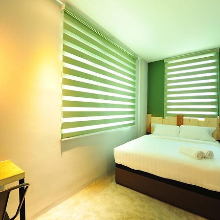Finess Basic Hotel Malacca Екстер'єр фото