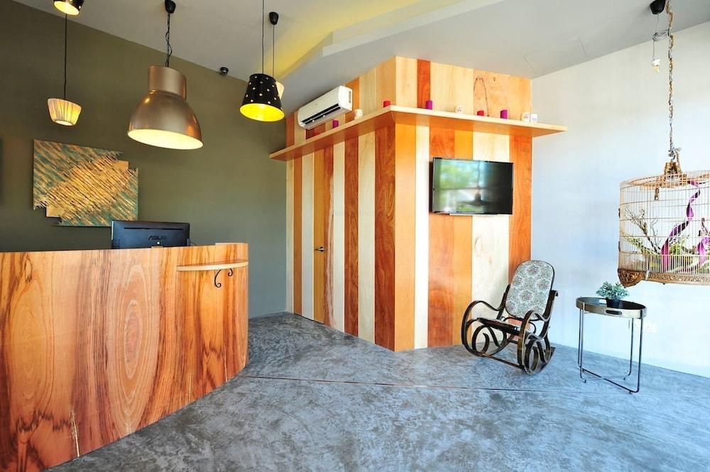 Finess Basic Hotel Malacca Екстер'єр фото