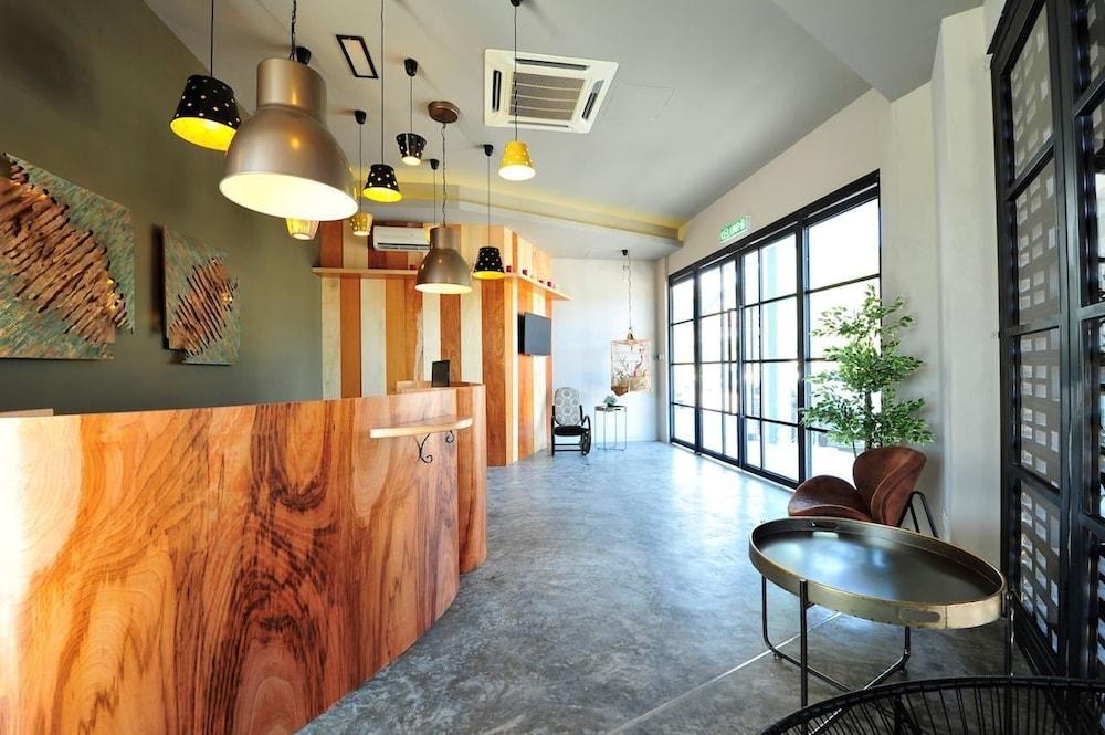 Finess Basic Hotel Malacca Екстер'єр фото