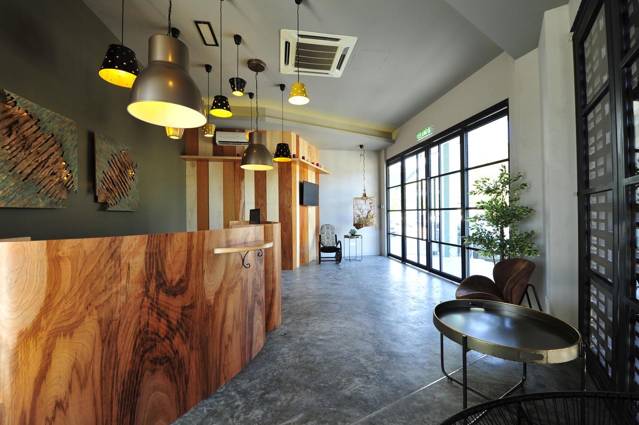 Finess Basic Hotel Malacca Екстер'єр фото