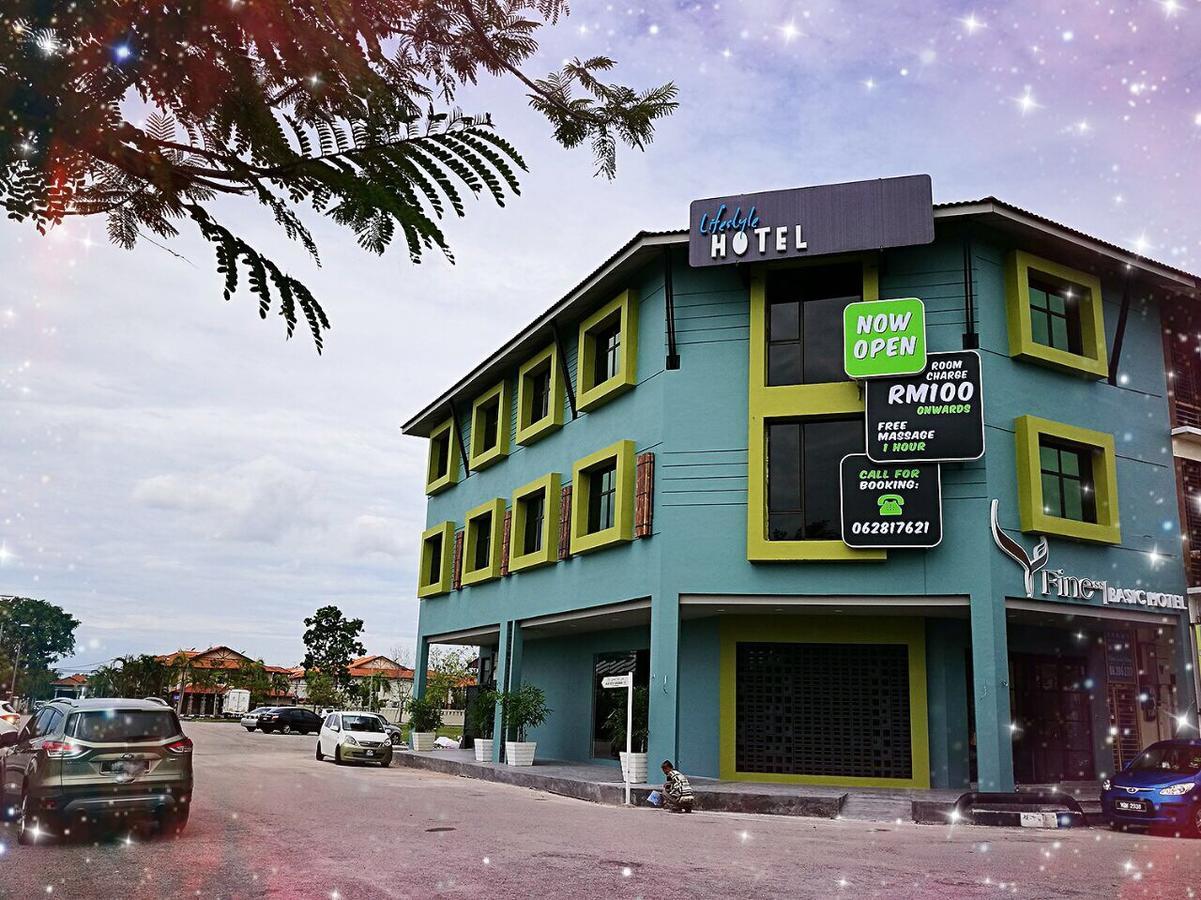 Finess Basic Hotel Malacca Екстер'єр фото